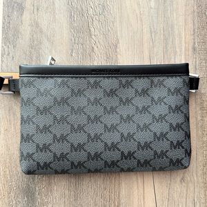 Michael Kors Black Belt Bag - Size S.
